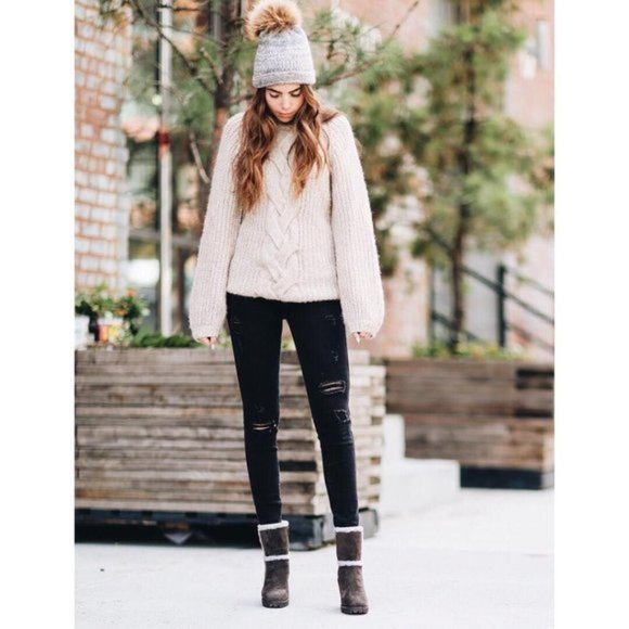 $479 Frye Jen Shearling Fur Beige/Tan Short Real Suede Heeled Zip Up AnkleBootie - Picture 6 of 16